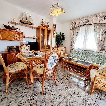Lägenhet With Sea Views *
